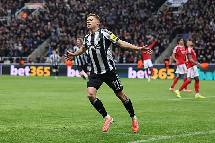Newcastle-SLBenfica-01