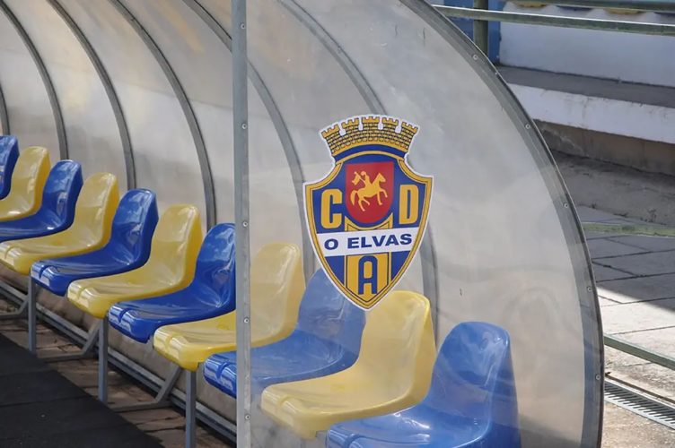 O Elvas partner-and-business